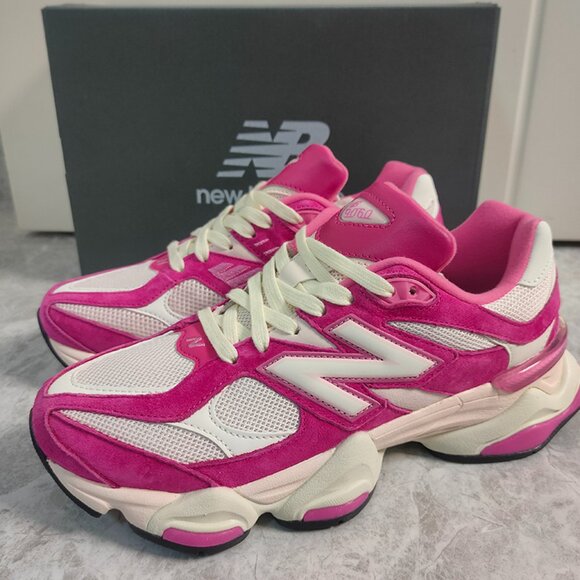 New Balance 9060 Fuchsia Pink